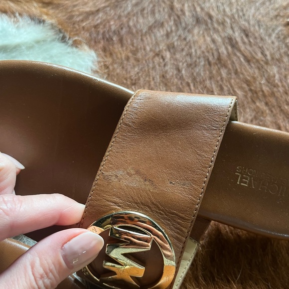 Micheal kors flat sandals size 7 - Picture 3 of 5